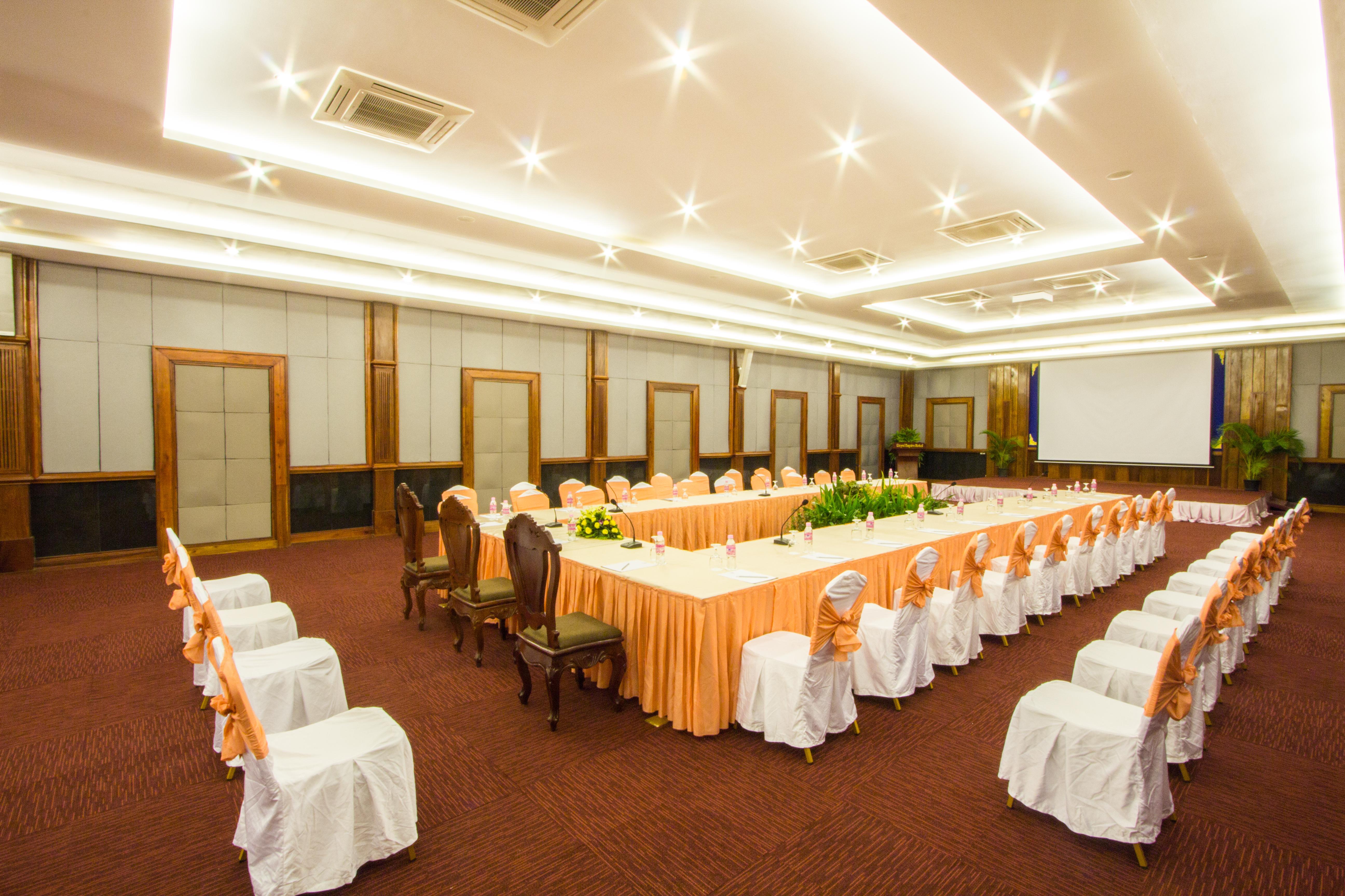 Royal Empire Hotel Siem Reap Exterior foto